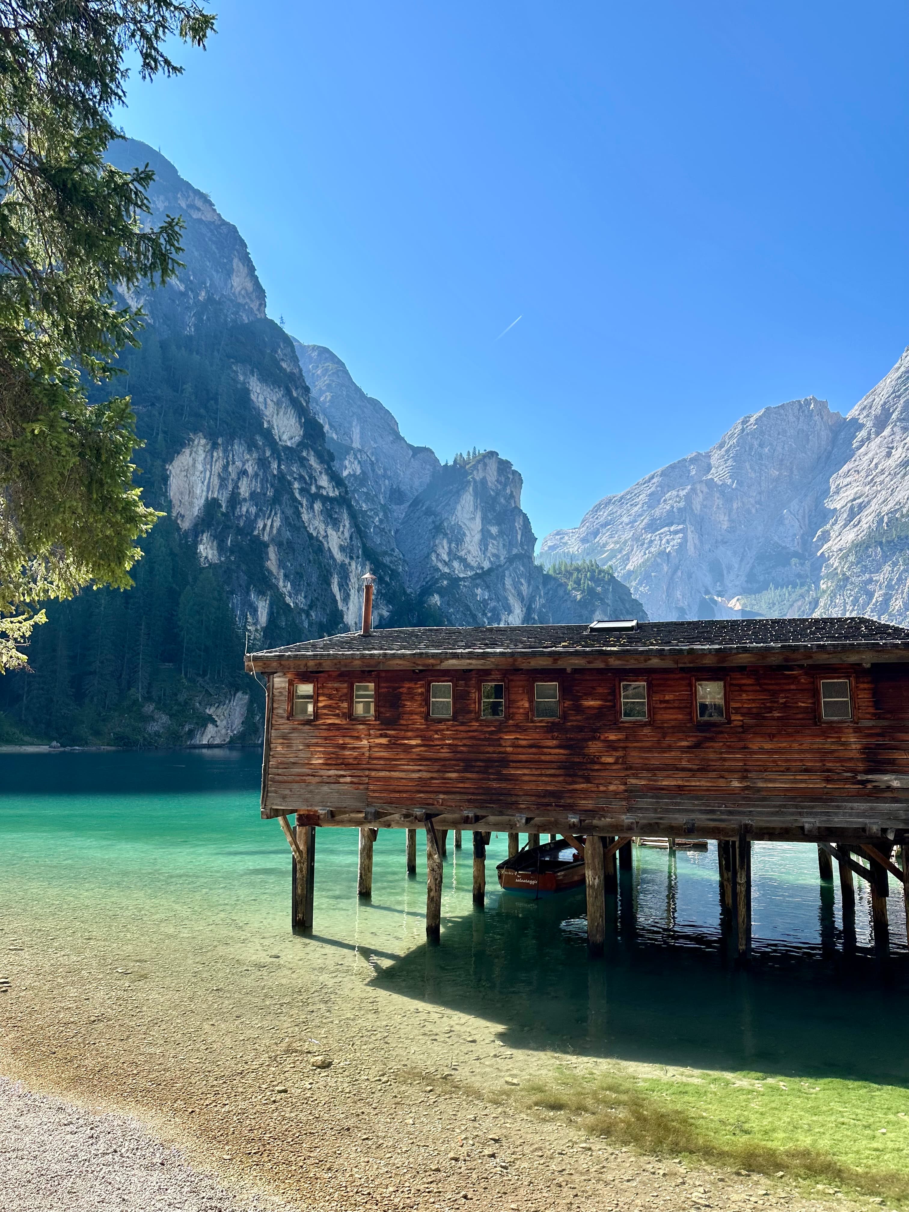 Lago di Braies, Italy (Dolomites)